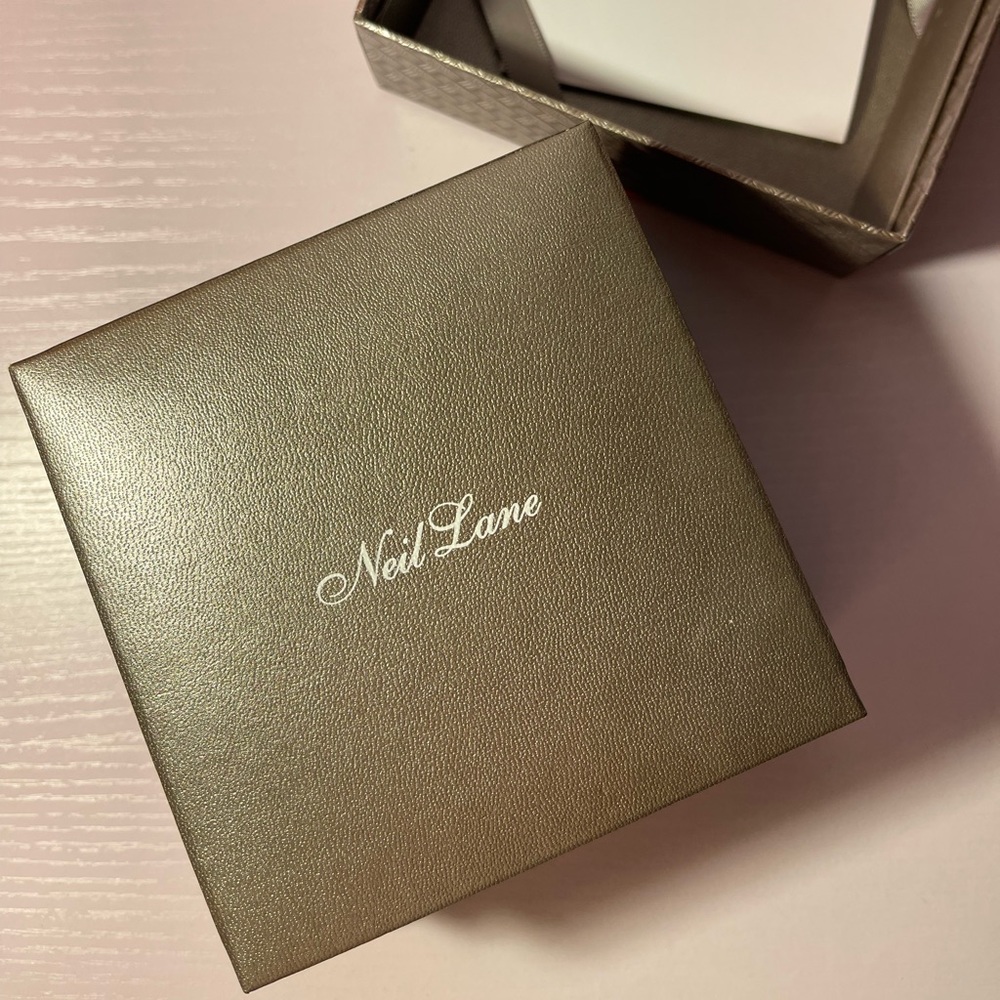 New Neil Lane Jewelry Set Presentation Box